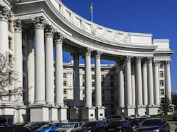 Нічний обстріл України: МЗС закликало посилити санкційний тиск на рф