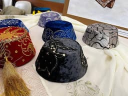 У Києві відбувся захід «Відкриття. Кримськотатарська вишивка» до Дня пам'яті жертв геноциду кримських татар