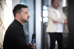 «Ми не визнаємо російськими наші окуповані території»: президент Зеленський відповів на запитання QIRIM.News