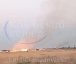 На Євпаторійському авіаремонтному підприємстві сталася пожежа, – соцмережі