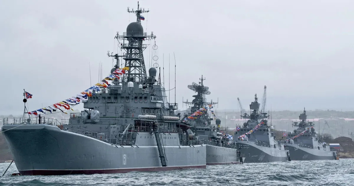 «РФ вивела свої кораблі з головної бази Чорноморського флоту», — командувач ВМС України Неїжпапа