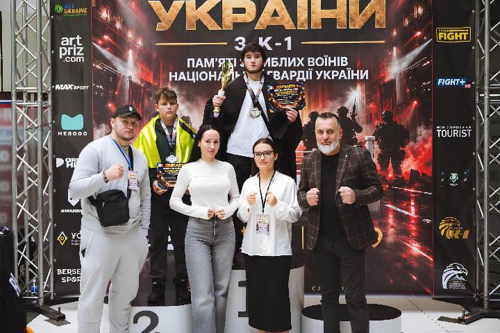 Брати Хайруллаєви здобули «золото» на національному турнірі з К-1