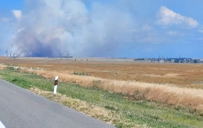 На мисі Чауда внаслідок пожежі вигоріли позиції окупантів, - «Кримський вітер»