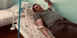 Дружина важкохворого політв'язня Амета Сулейманова вдруге не змогла передати йому посилку з ліками у російську в'язницю