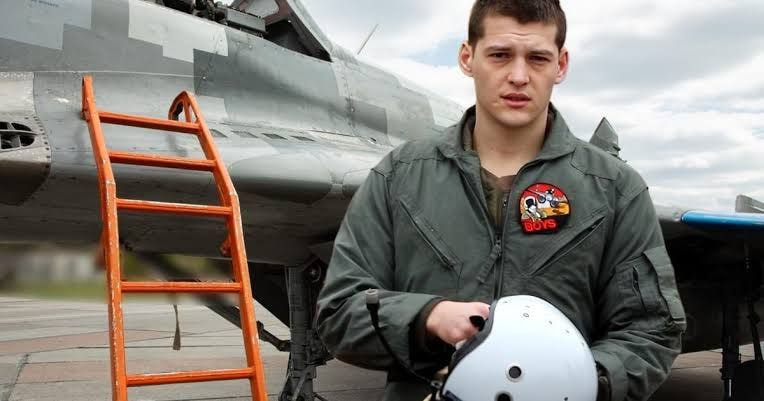 Льотчика Марата Мамбетова нагороджено званням Героя України посмертно